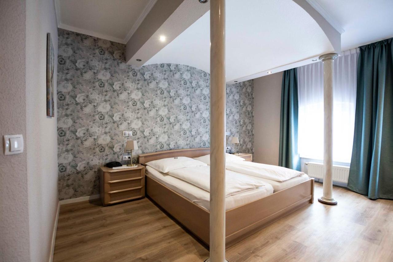 Hotel Garni Landhaus Zur Issel 伊瑟尔堡 外观 照片
